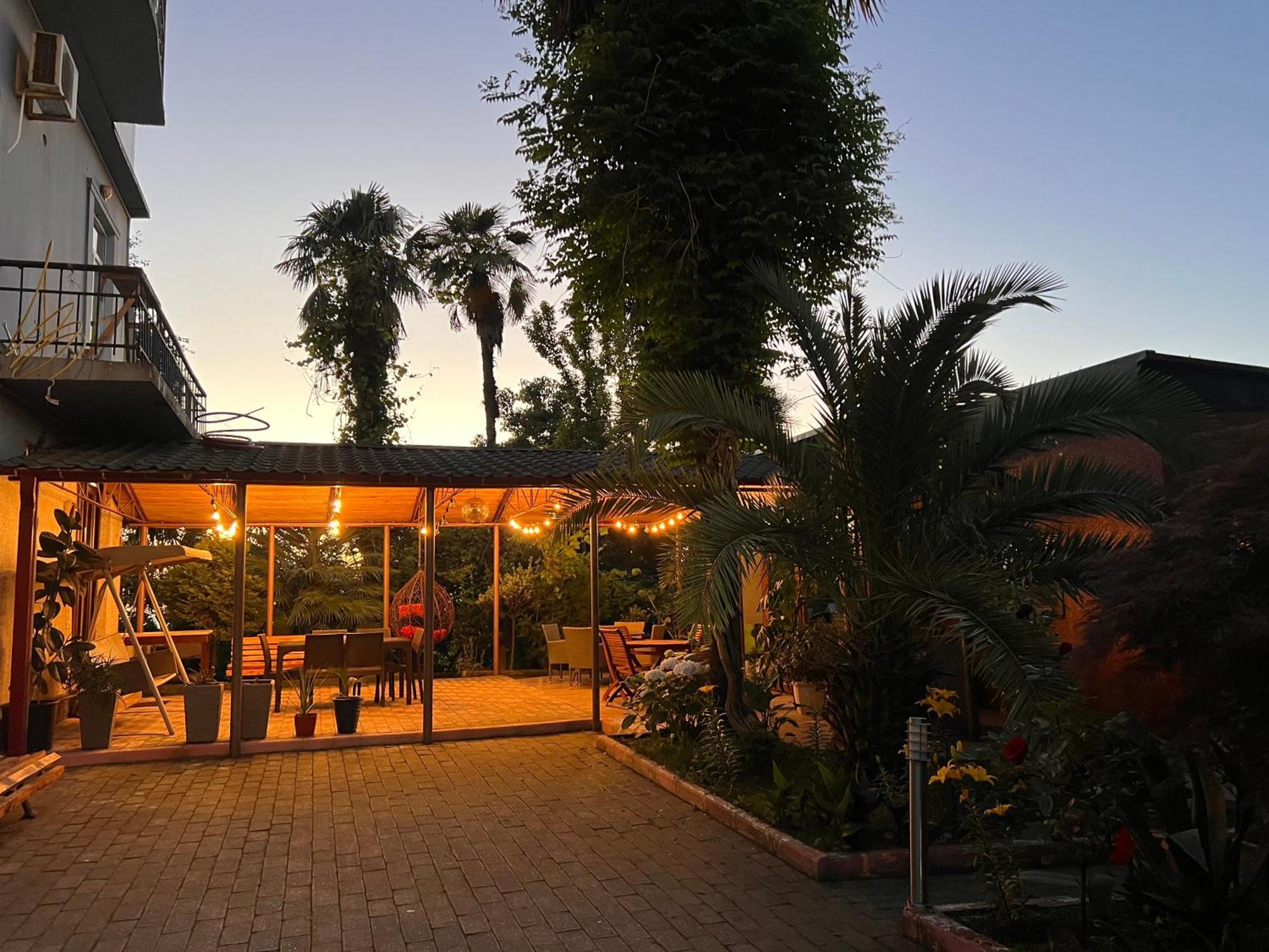 Irakli Guest House Makhinjauri Luaran gambar